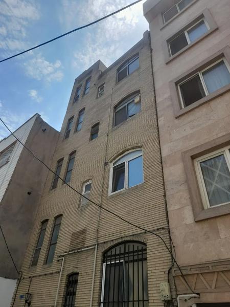 ۶۳ متر مسکونی ، ۲ خواب