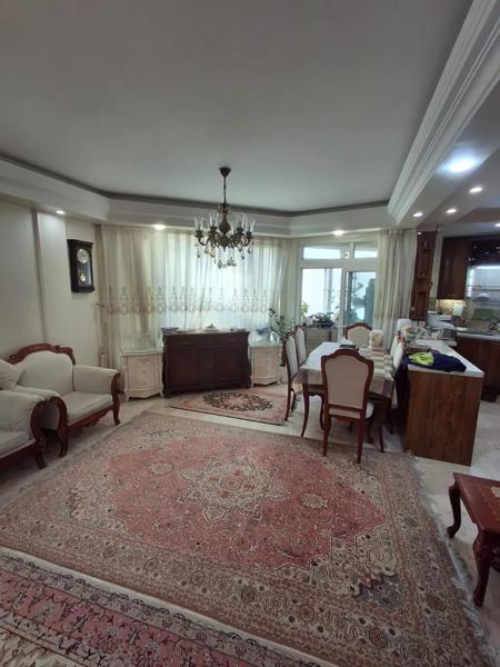 فرمانیه غربی ، ۱۰۰ متر ، ۸ ساله