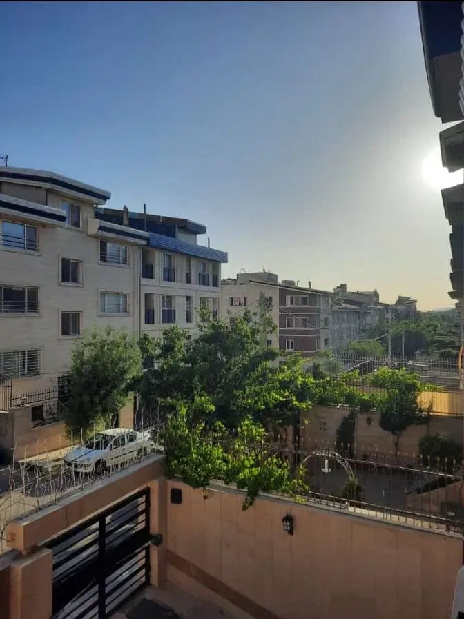 ۱۱۵ متر دو خواب در شهرک سرو آزاد