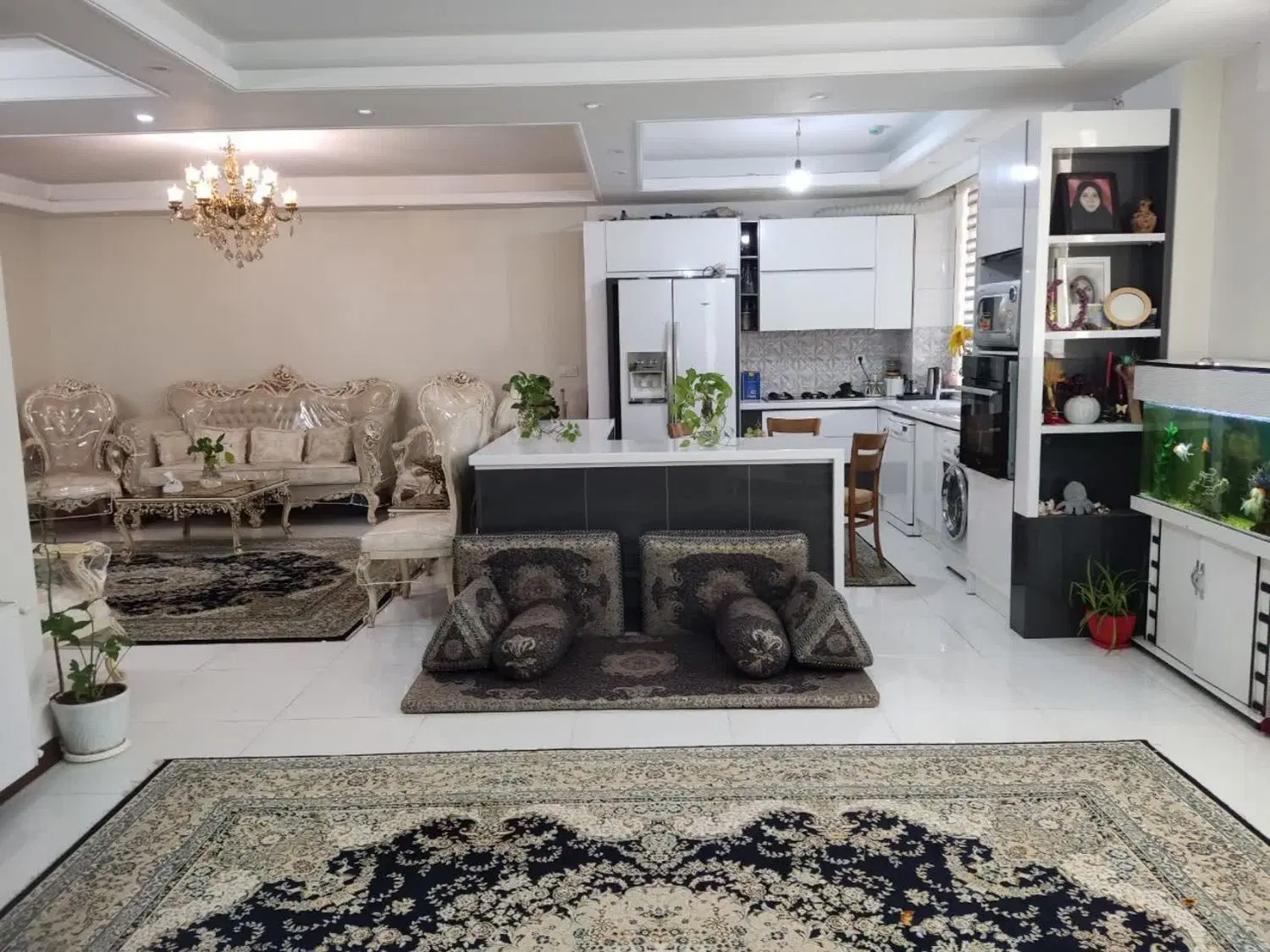 رهن 96متری _دوخواب _طبقه اول