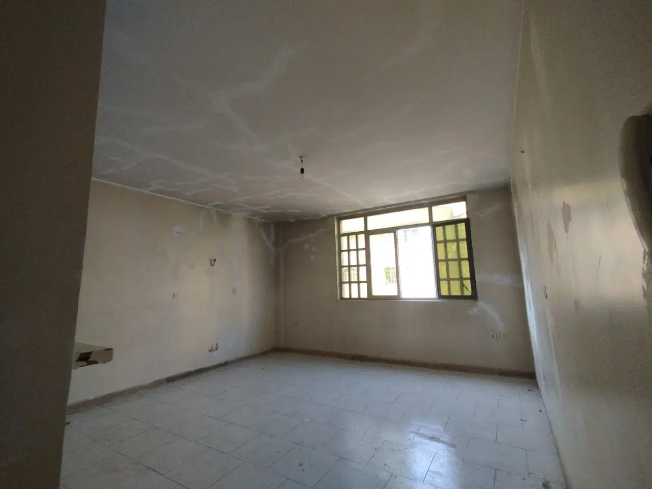 اجاره یکخواب نقاشی وتخلیه