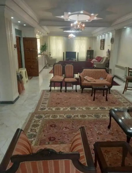 ۱۸۵ متر_ دریاچه _شهرک راه آهن_ کوچه های سروستان