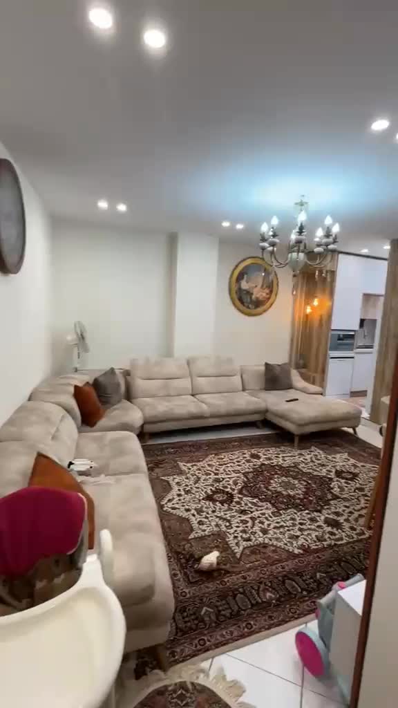 ۵۳ متر فول بازسازی شده
