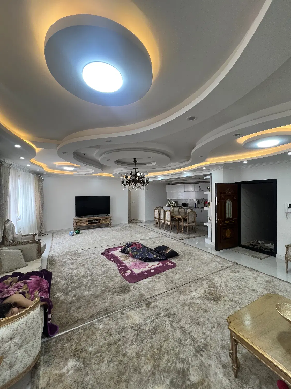 فروش واحد ۱۷۰ متری سنددار