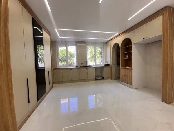 اپارتمان۵۵متری۱خواب فول امکانات نما تراورتن