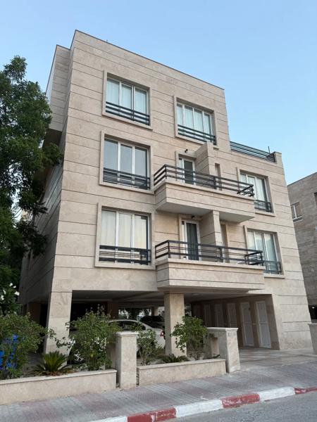 فروش نوبنیاد کندوان ۷۳متر۱خ ۶ واحدی ( خجسته )
