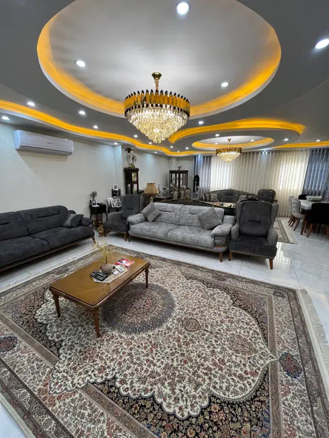 ۱۵۰متر دو پارکینگ  سه خواب
