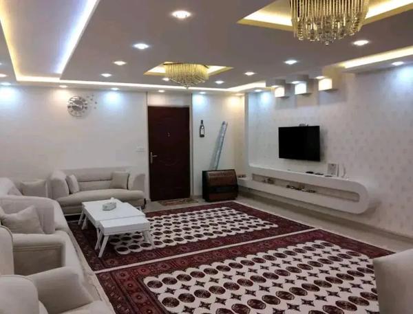 ۱۰۰متر_بهارستان_کف پارکت