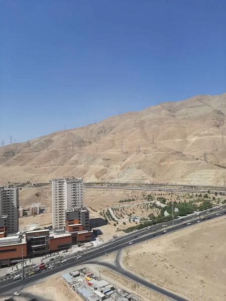 ۱۲۷ متر دو۲خواب شهرک خرازی دریاچه چیتگر