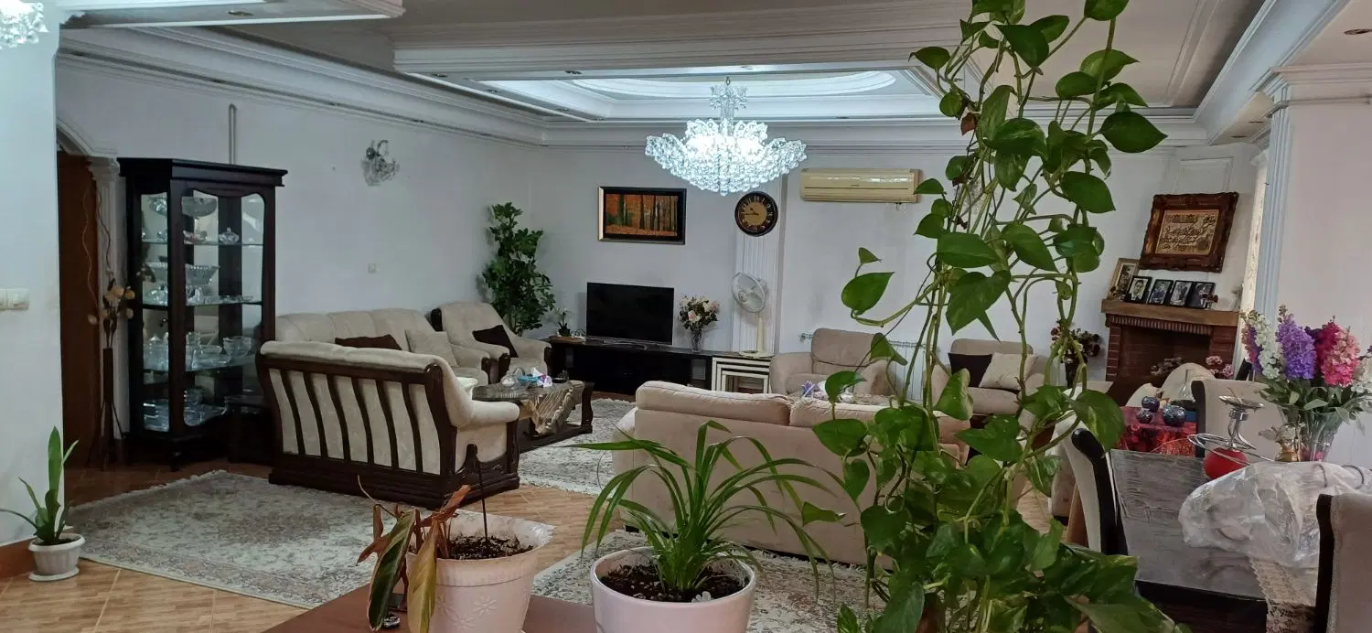 واحد ۱۶۵ متری خوش نقشه و نورگیر