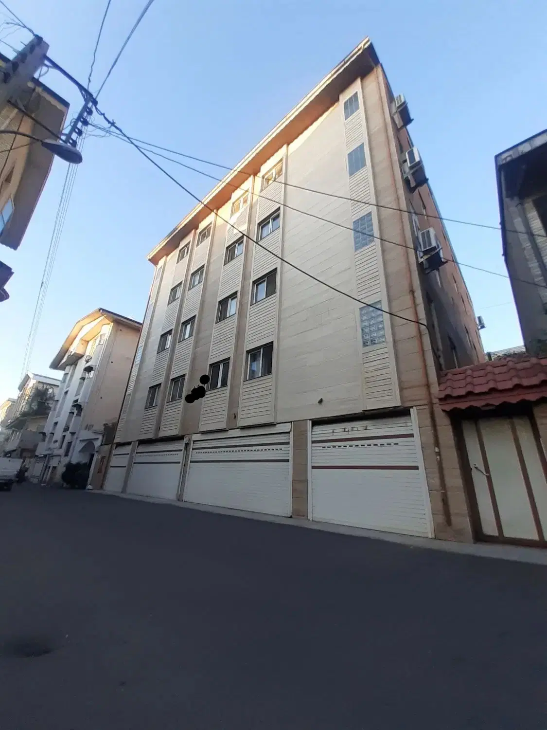 ۲خواب در معلم با پارکینگ اختصاصی و آسانسور