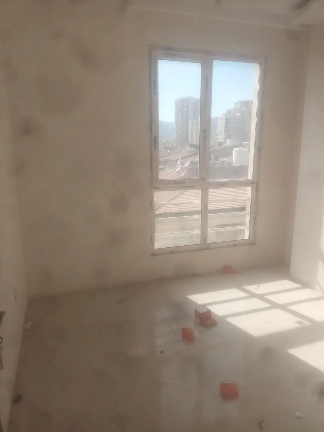 ۱۴۰ متر ۳ خواب فول امکانات بهترین لوکیشن