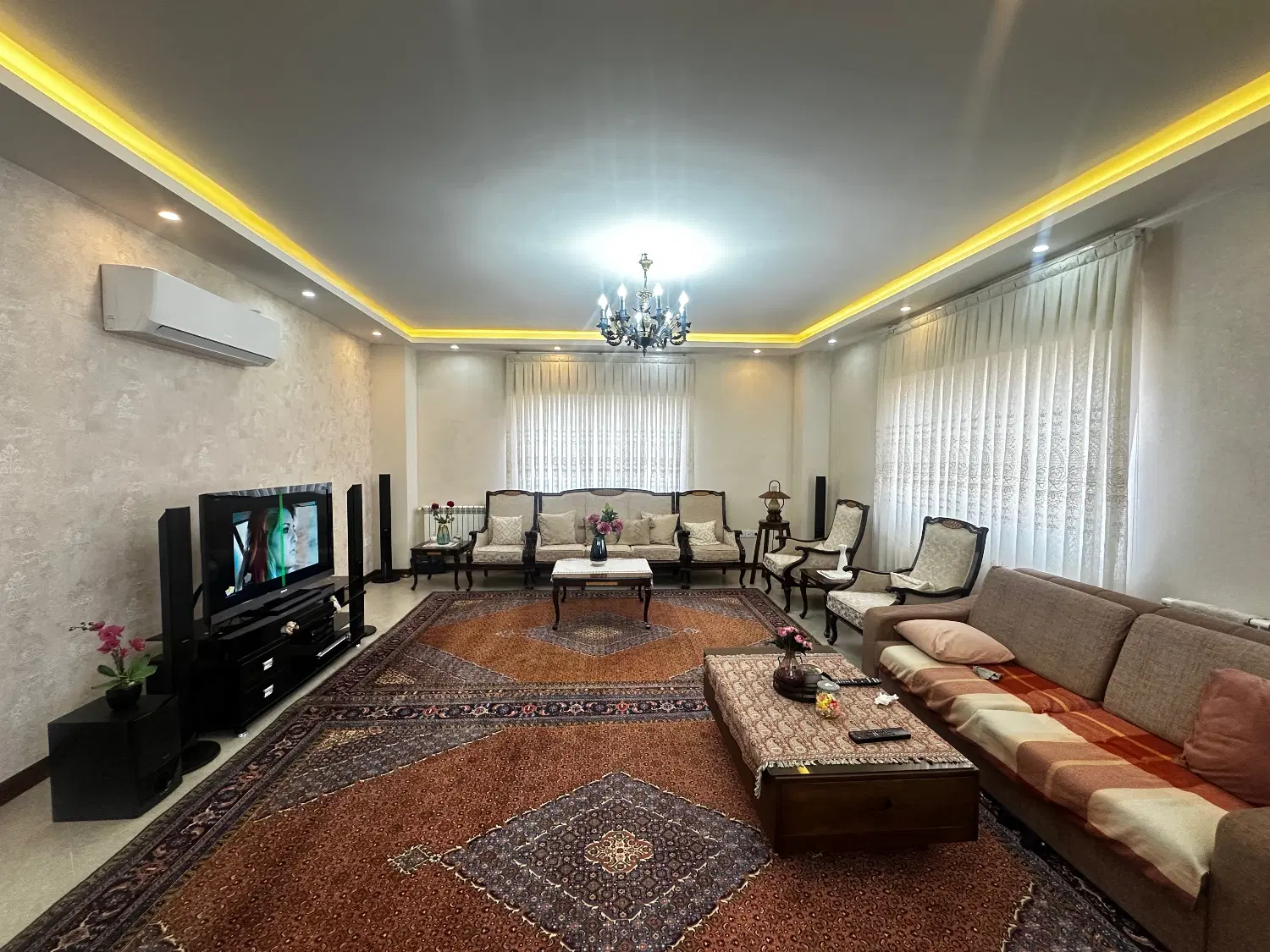 فروش آپارتمان140متری3خواب_تاپ لوکیشن_طبقه سوم