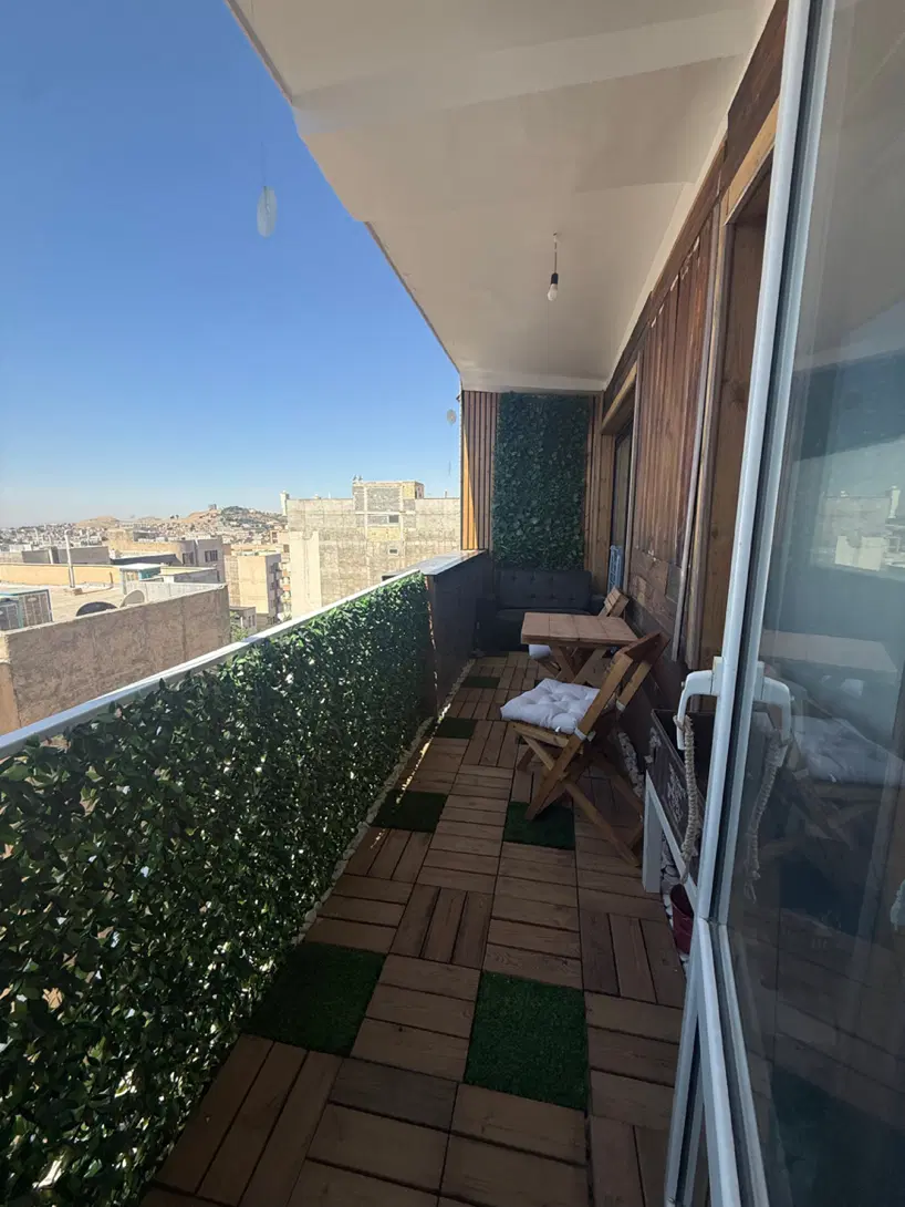 ۱۰۰ متر_ خوش نقشه _نو سازی شده