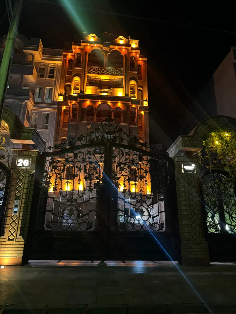 ۱۴۵ متر شمالی نما تاپ لوکیشن (( عمارت مجلل ))