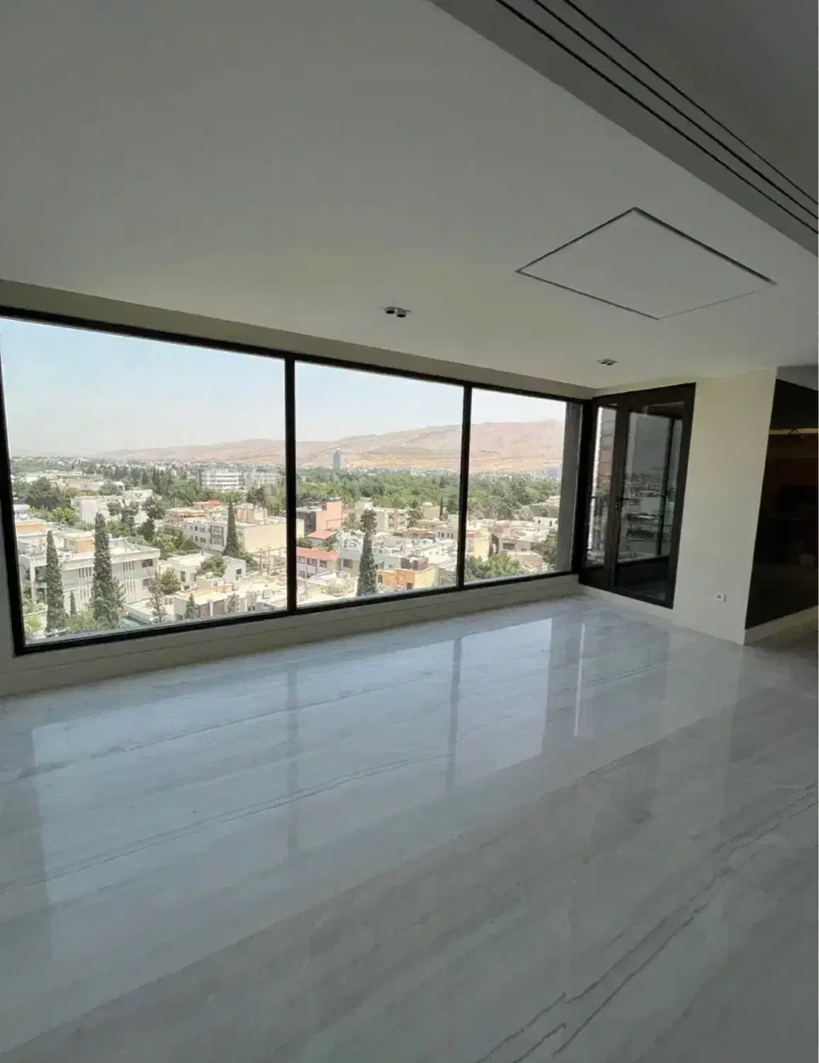 فروش 2خوابه سالن بزرگ تک واحدی قدوسی شرقی