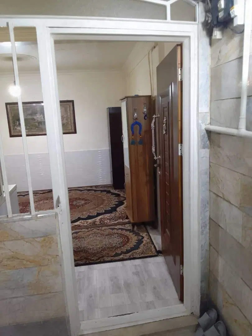 40 متر بازسازی شده تمیز