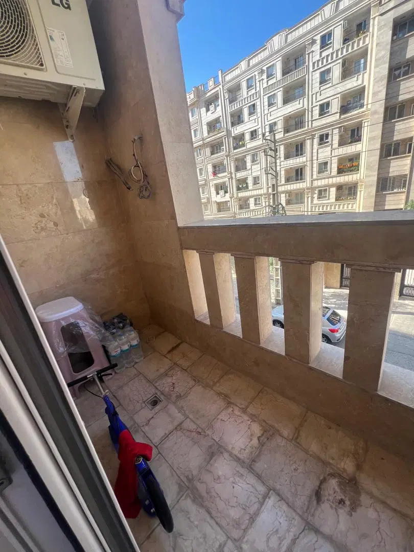 آپارتمان ۱۰۵ متری فول باغستان غربی سند تک برگ