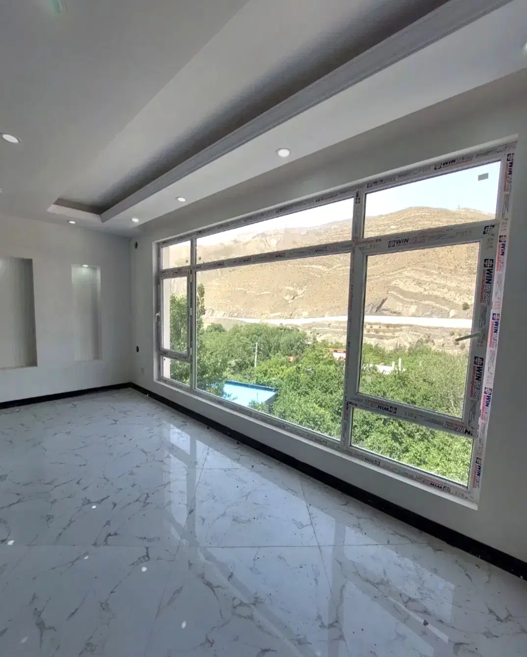 سعادت آباد ۱۴۰ متر ۳خواب فول امکانات