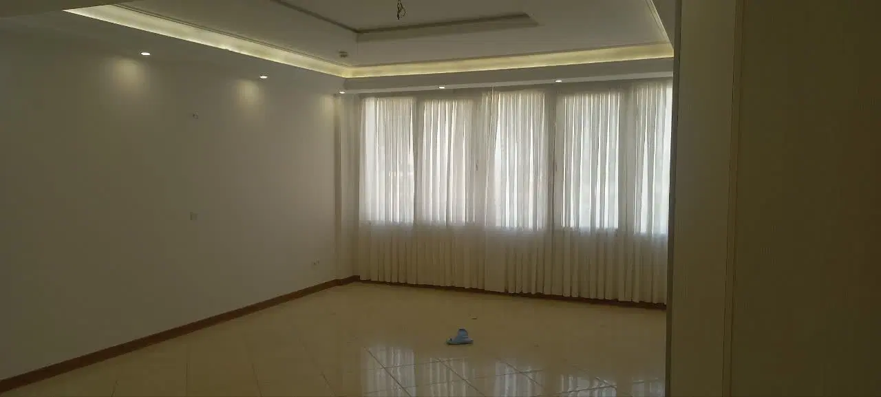 ۱۱۰ متر دو خواب دریاچه چیتگر برج آسمان