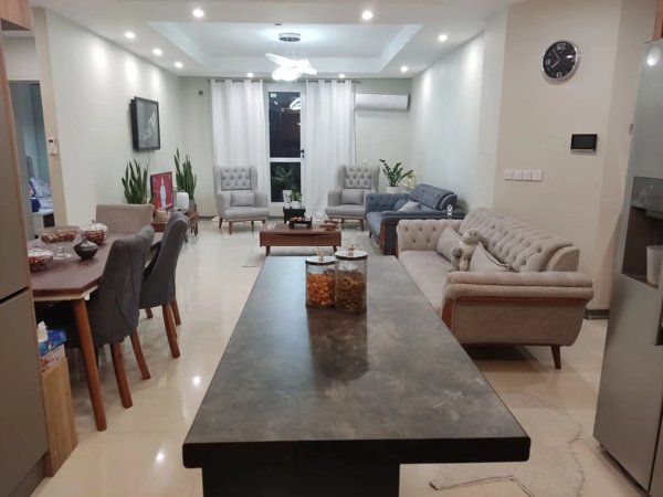 108متری ط 22 جنوبی ،برجB7،فول امکانات