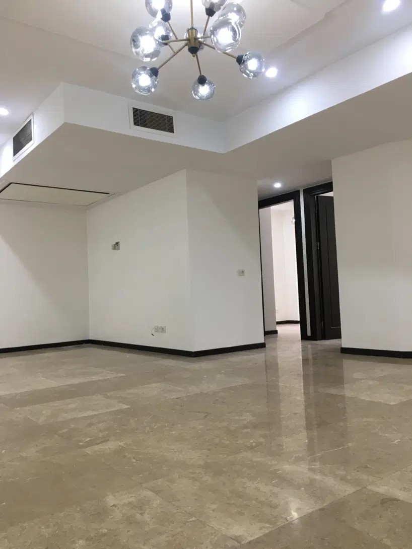 آپارتمان ۱۱۰ متر سعادت آباد (بالای میدان کاج )