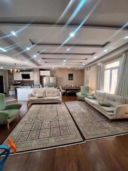 اوین _۱۰۱متری _خوش چیدمان_ ۳۵میلیارد _طبقه پنجم