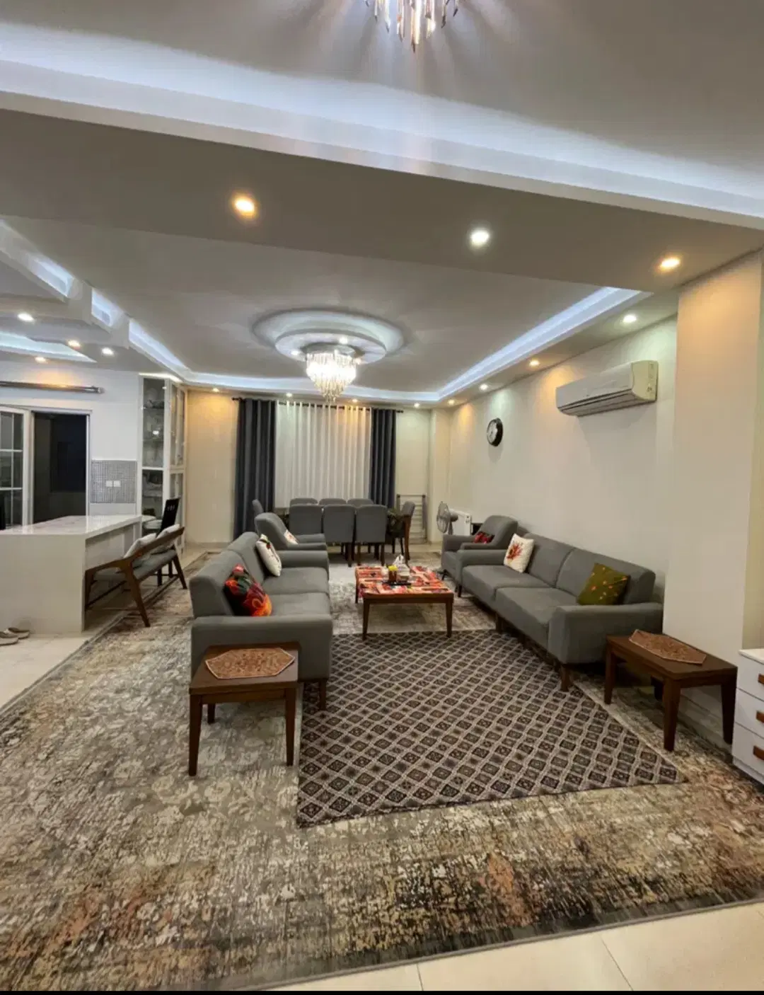 آپارتمان چهارراه میکائیل تاپ لوکیشن