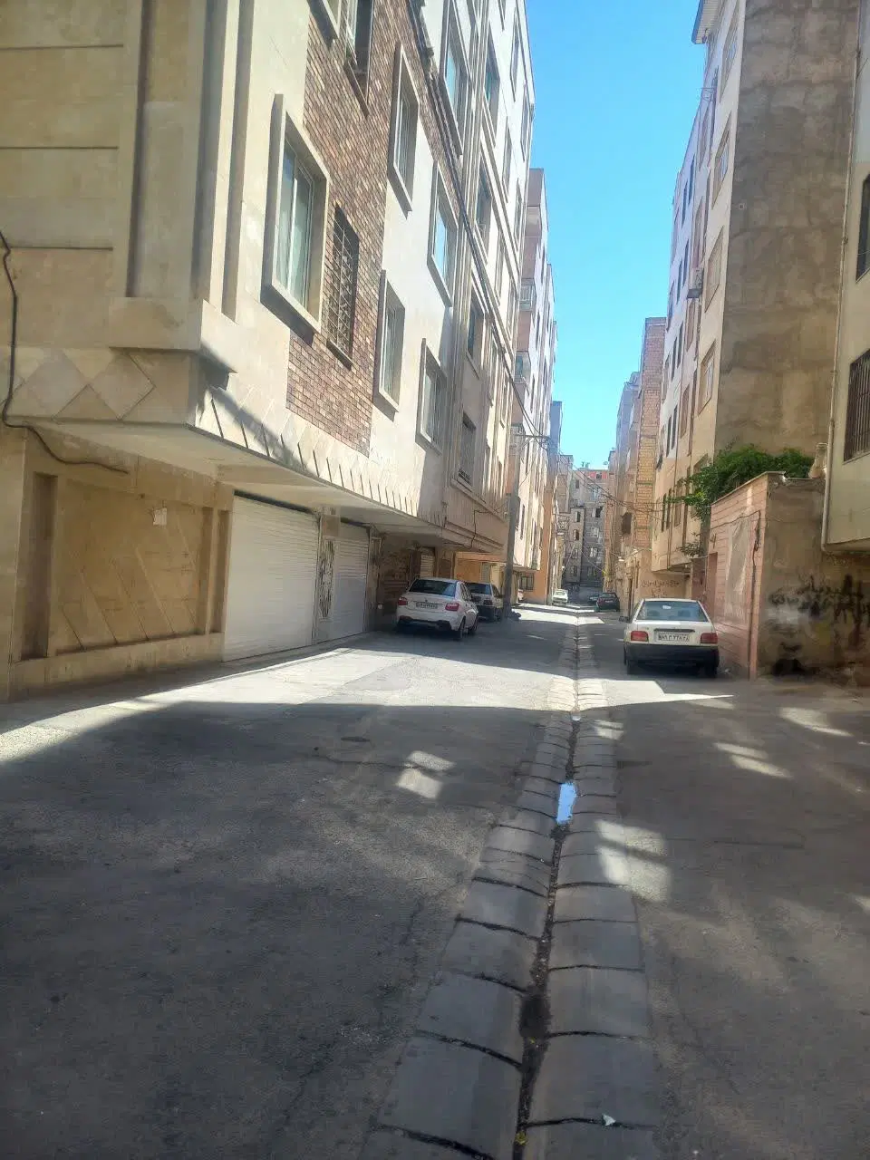 واحد ۵۵ متری دونبش