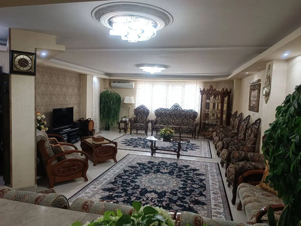 آپارتمان ۱۶۴متر منوچهری ۳خواب دلباز
