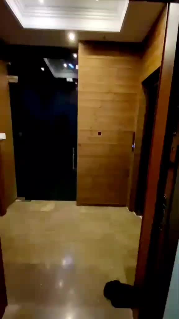۱۵۰متر شمال کاخ نیاوران