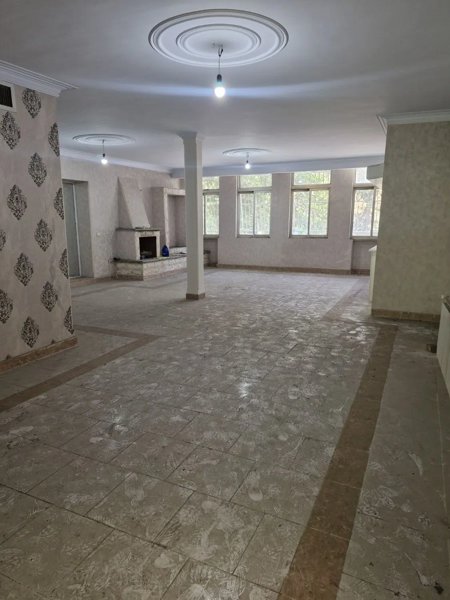 ۱۶۲ متر (۳ خوابه) _ دارای قدرالسهم