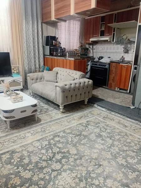 هفتاد متری