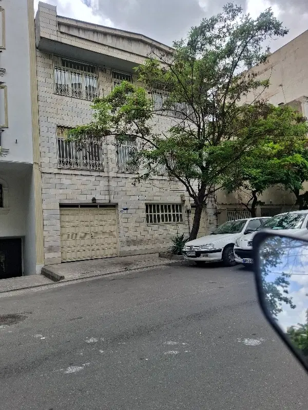سعادت آباد 115متر 2 خواب شهرک مخابرات