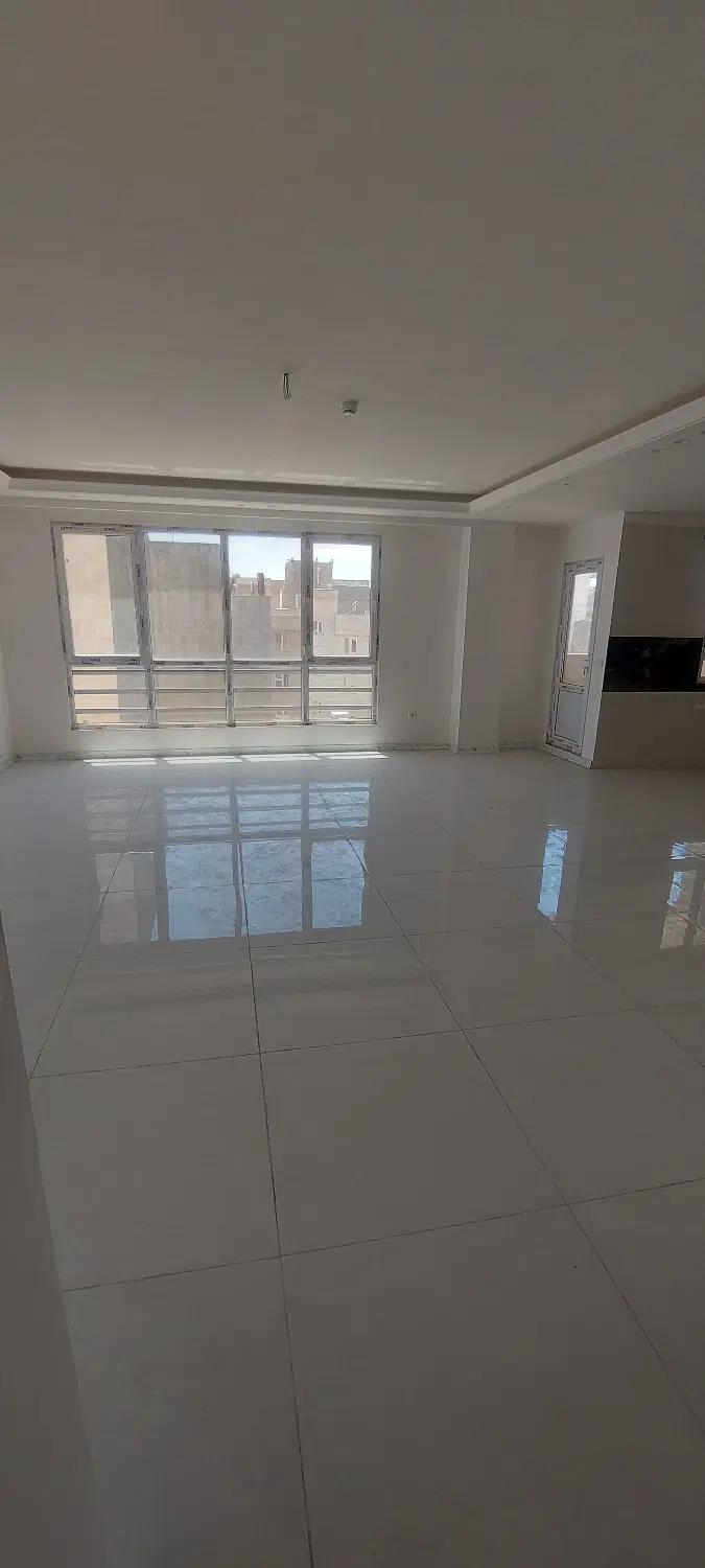۱۰۸ متری خ پاکی