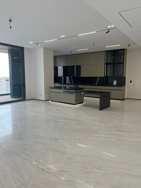 زعفرانیه 180 متر مدرن طبقات بالا