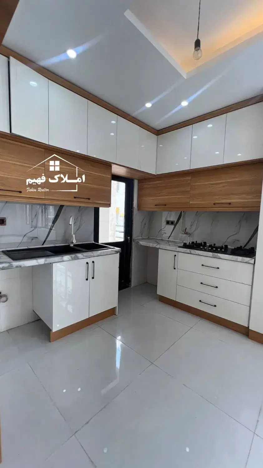 فروش آپارتمان تک واحدی ۱۳۶_۵ متر (مشاوراملاک فهیم)