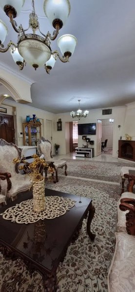 آپارتمان ۷۵ متری( تخلیه) میدان شهدا خورشید