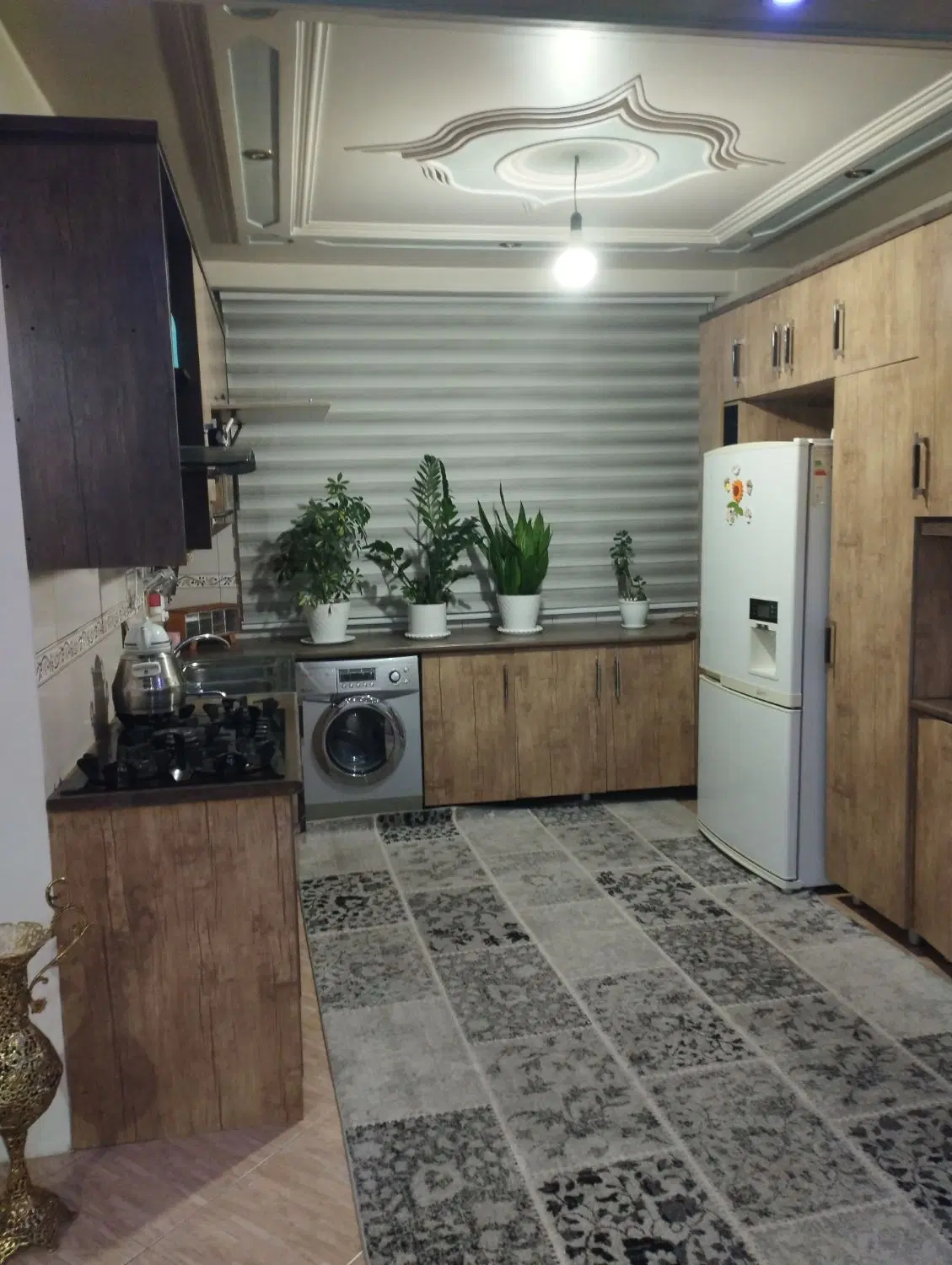 رهن کامل آپارتمان  100متری _2خوابه _با پارکینگ