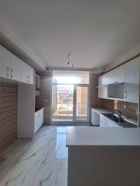 ۸۴متر دوخواب فول با آسانسور منتظری _ مولوی