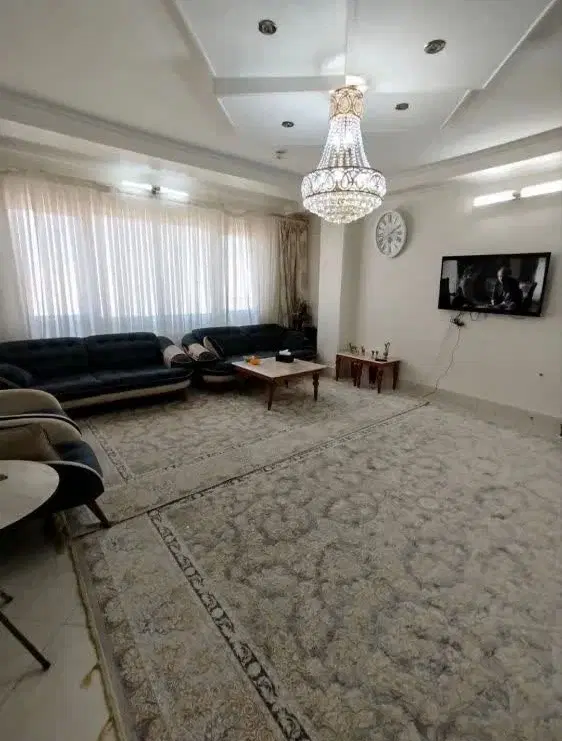 ۹۰ متر آماده سکونت _ ۳ نبش و پرنور _ سند تک‌برگ