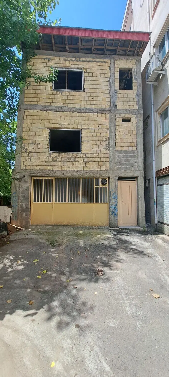 ۱۰۰متر دوبلکس نیمه کاره