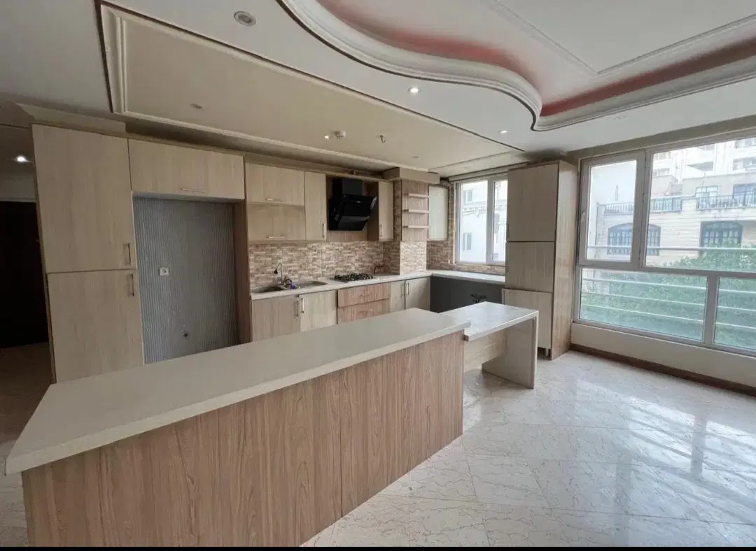 آپارتمان ۱۱۷ متر۳ خ مهندسی ساز_ منطقه سعادت آباد