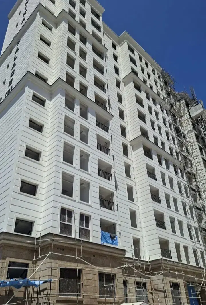 برج باغ لوکس رونیکا پالاس  ایرانیان
