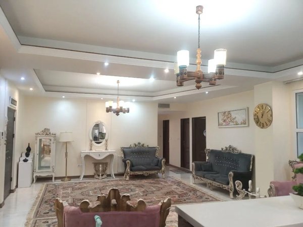 آپارتمان ۱۰۹ متری باغستان لاله ها سنددار دو خواب