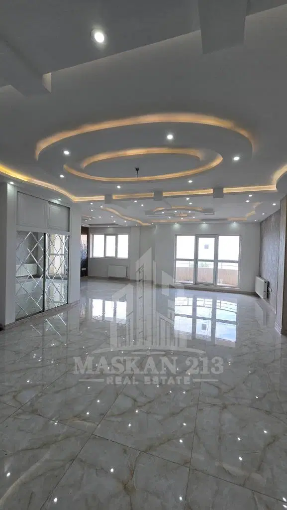 آپارتمان ۲۱۱ متری ، ۳ خواب ،بر اصلی پاسداران