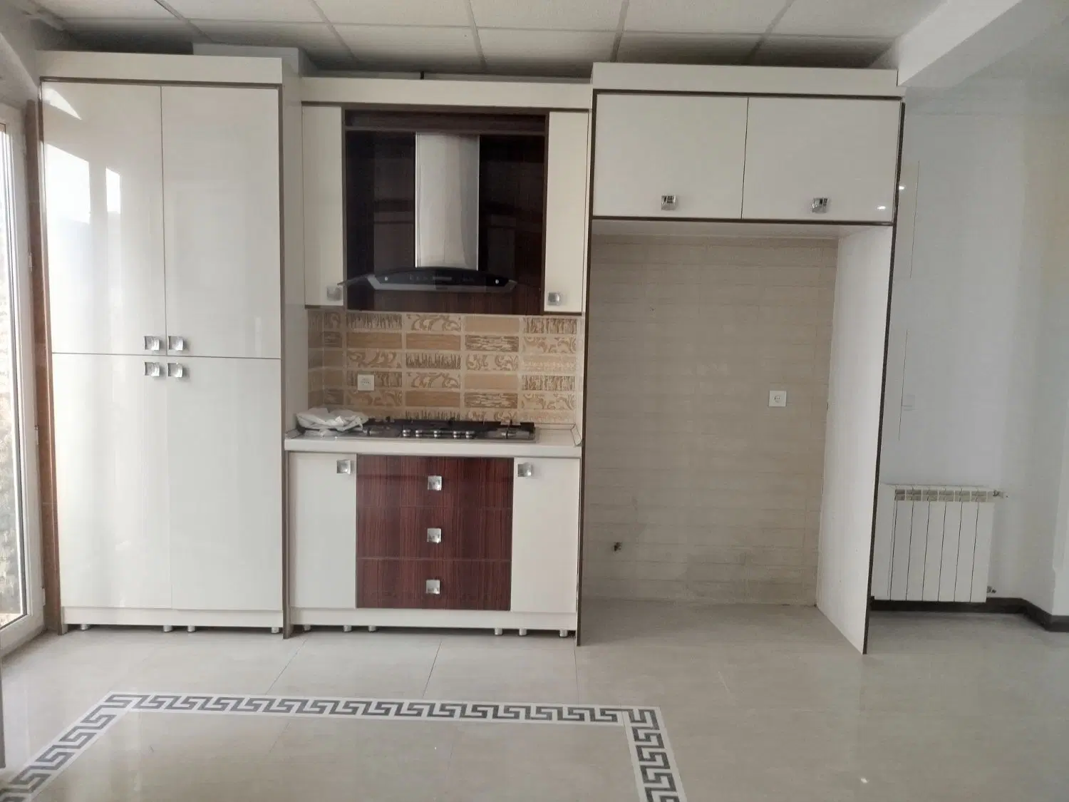 مینی سیتی شهرک نفت 124متری 3سه خوابه فروشی