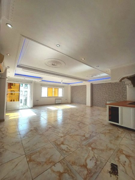بلوار گیلان ۱۵۵ متری ۳خواب پارکینگ اختصاصی