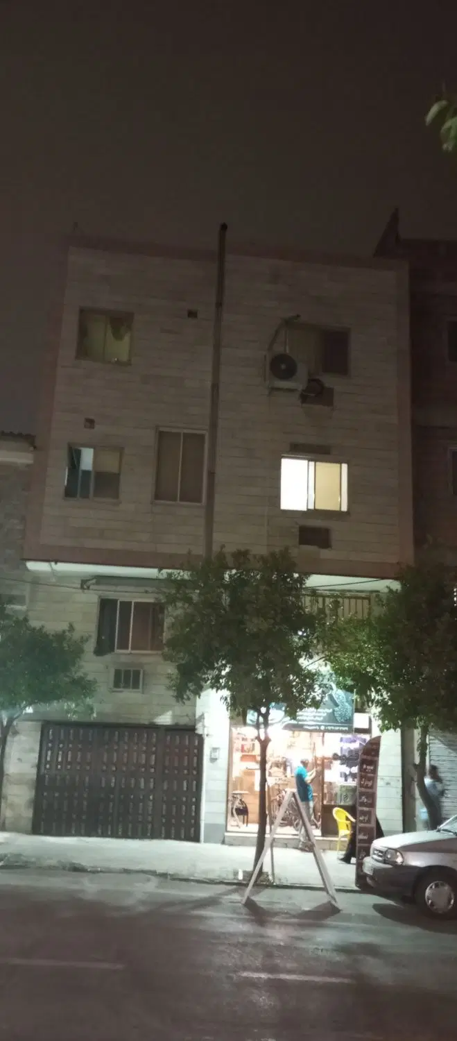 آپارتمان ۷۷ متری با سند شش دانگ