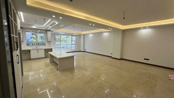۹۵ متر _ فول امکانات _ پونک _ کمالی